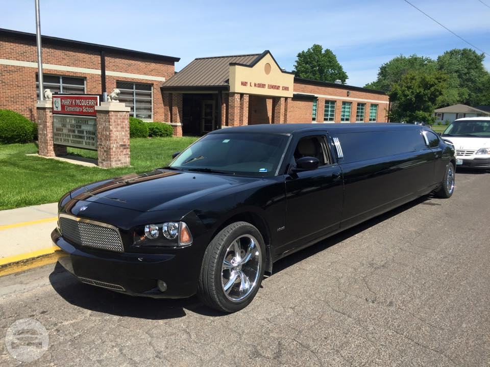 Black Chrysler 300 Stretch Limousine
Limo /
Kansas City, MO

 / Hourly $0.00
