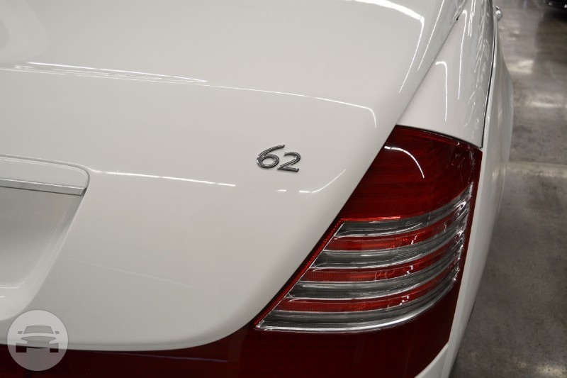Maybach 62 Extended Wheelbase Limited Edition
Limo /
New York, NY

 / Hourly $0.00
