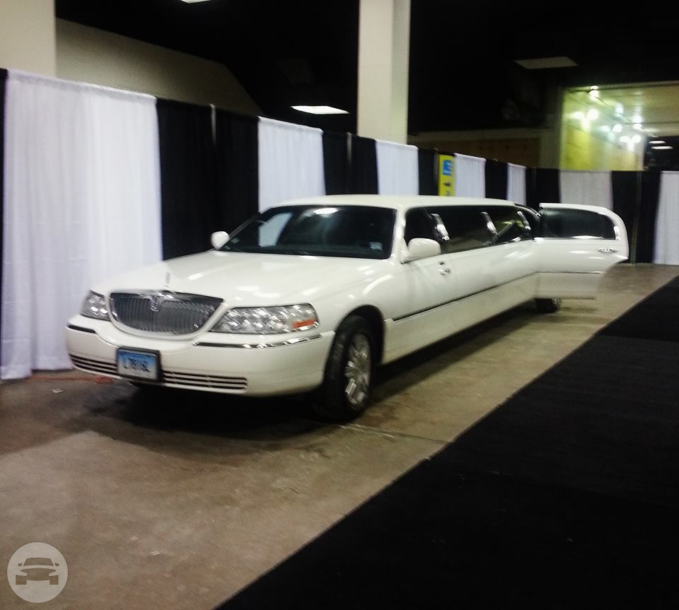 10 Passenger Lincoln Stretch Limousine
Limo /
Windsor Locks, CT

 / Hourly $0.00
