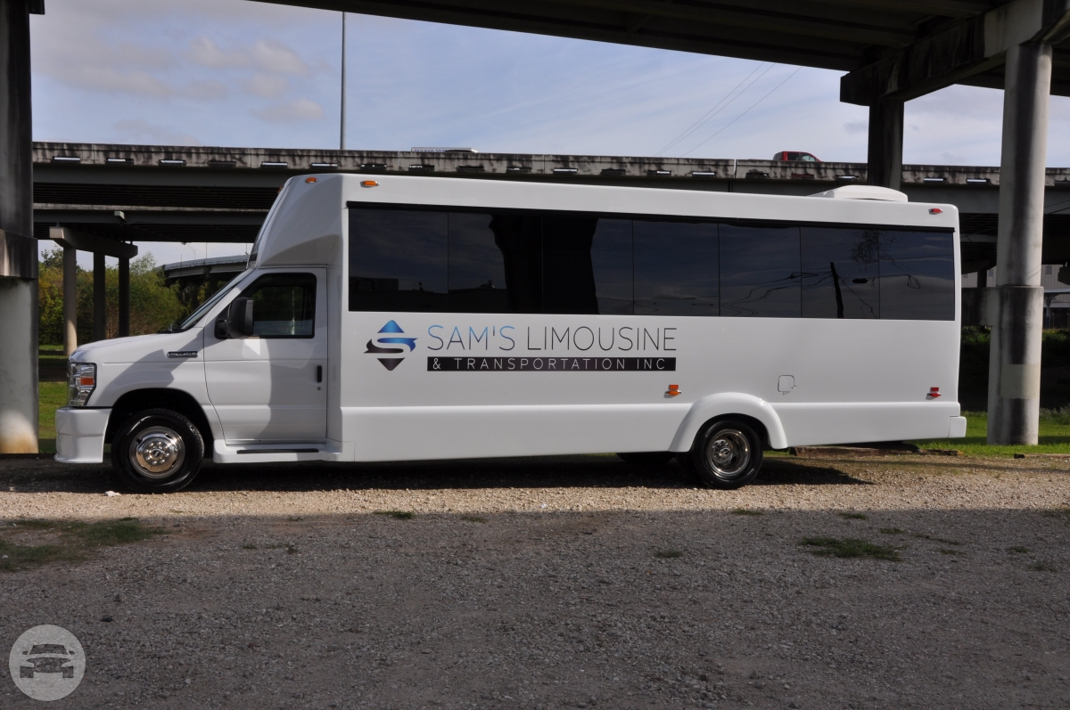 18-28 Passenger Limousine Bus – Party Buses
Party Limo Bus /
Houston, TX

 / Hourly $0.00
