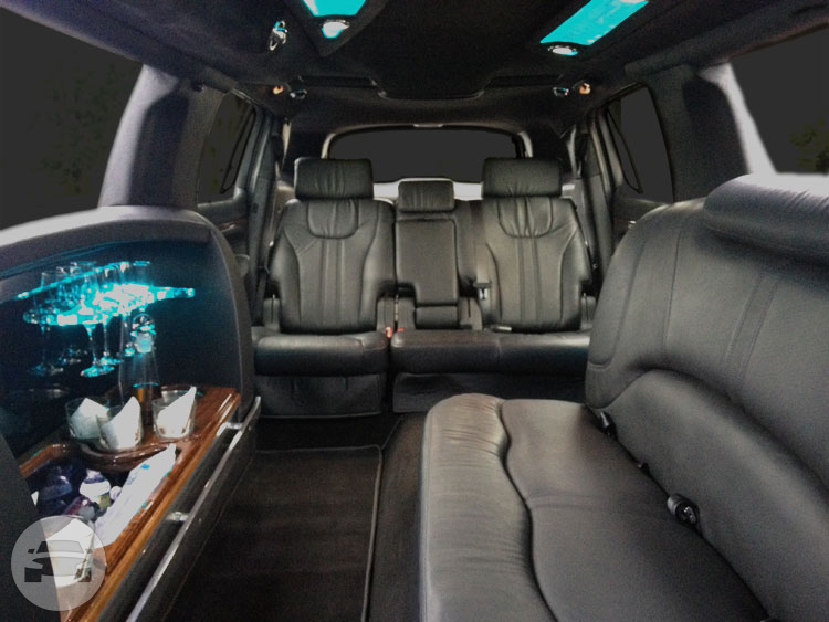 Lincoln MKT Limo Black
Limo /
New Hyde Park, NY

 / Hourly $0.00
