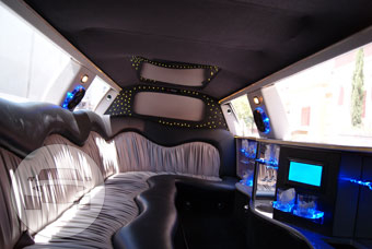 6-8 Passenger Black Lincoln Limousine Tuxedo
Limo /
Hollister, CA 95023

 / Hourly $0.00
