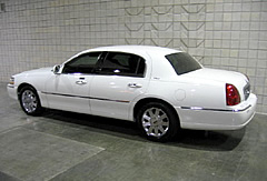 White Luxury Sedan
Sedan /
Honolulu, HI

 / Hourly $0.00
