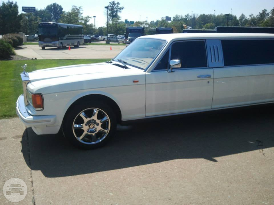 Rolls Royce Silver Dawn 
Limo /
Cleveland, OH

 / Hourly $0.00
