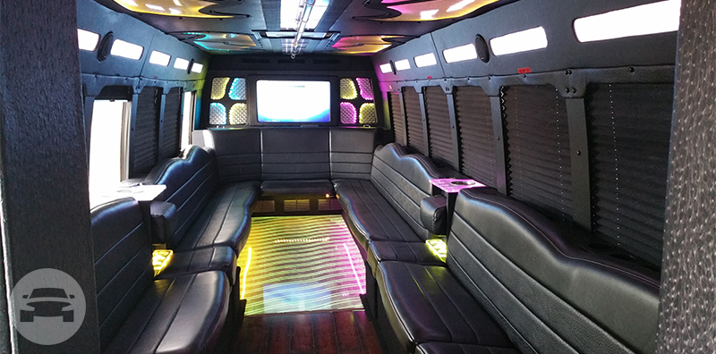 30 Passenger Party Bus
Coach Bus /
Chicago, IL

 / Hourly $0.00
