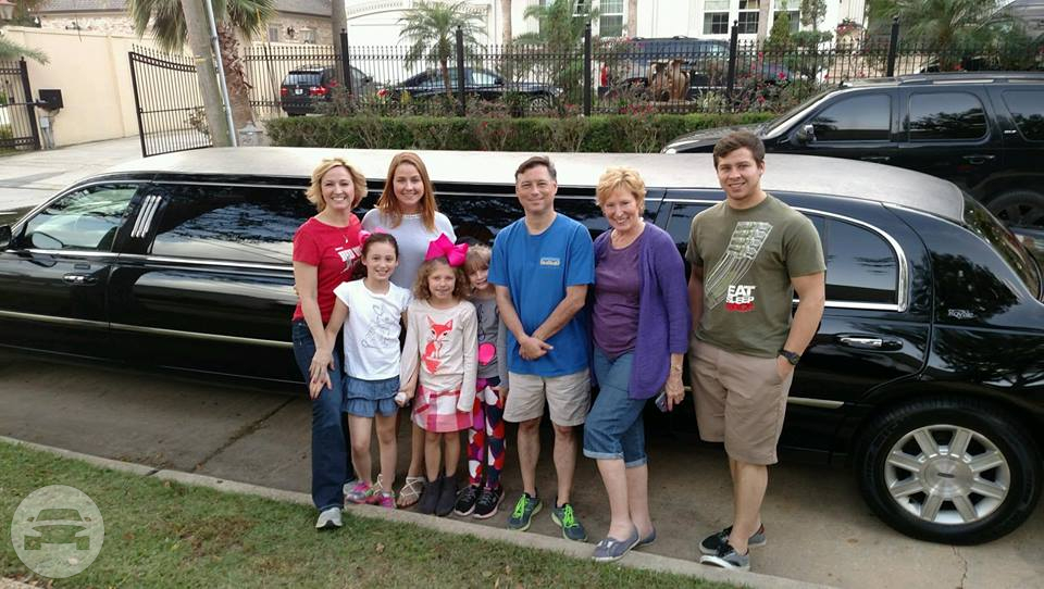 Lincoln Stretch Limousine
Limo /
Metairie, LA

 / Hourly $0.00
