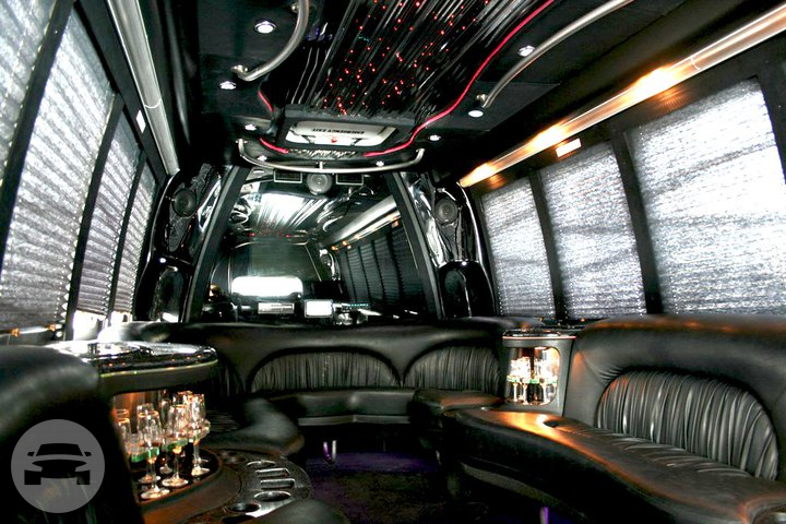 Mirage - Party Bus
Party Limo Bus /
Cleveland, OH

 / Hourly $0.00
