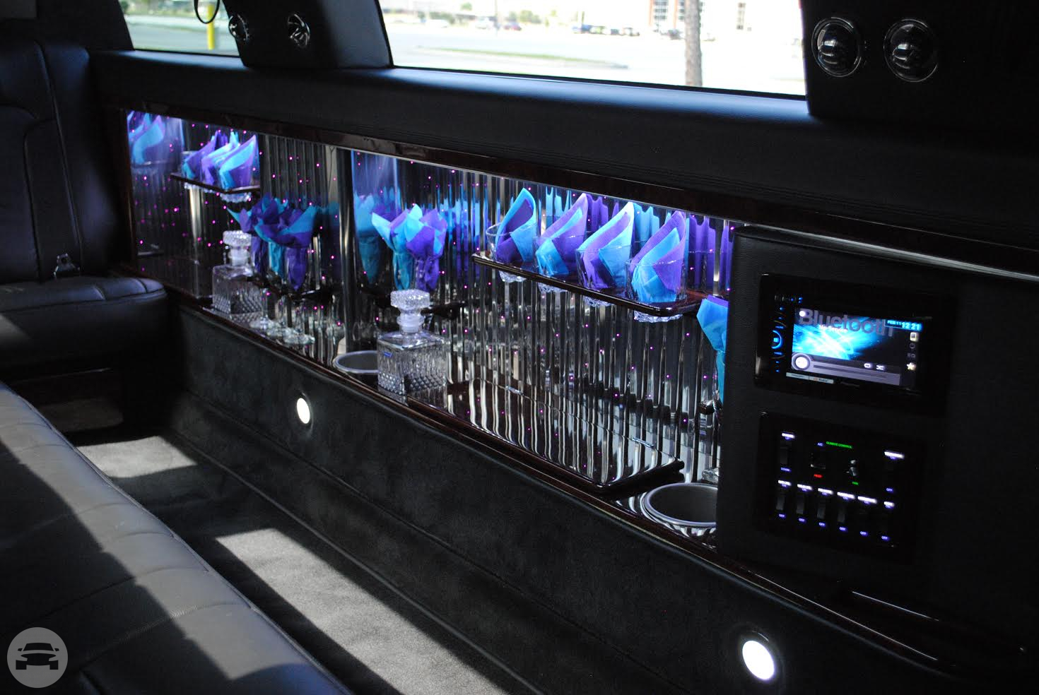 MKT STRETCH LIMOUSINE
Limo /
Surfside Beach, TX

 / Hourly $0.00

