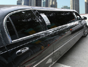 Lincoln Stretch Limousine
Limo /
Cincinnati, OH

 / Hourly $0.00
