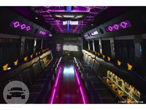 32/38 Pass Limousine Coach
Party Limo Bus /
Seattle, WA

 / Hourly $0.00
