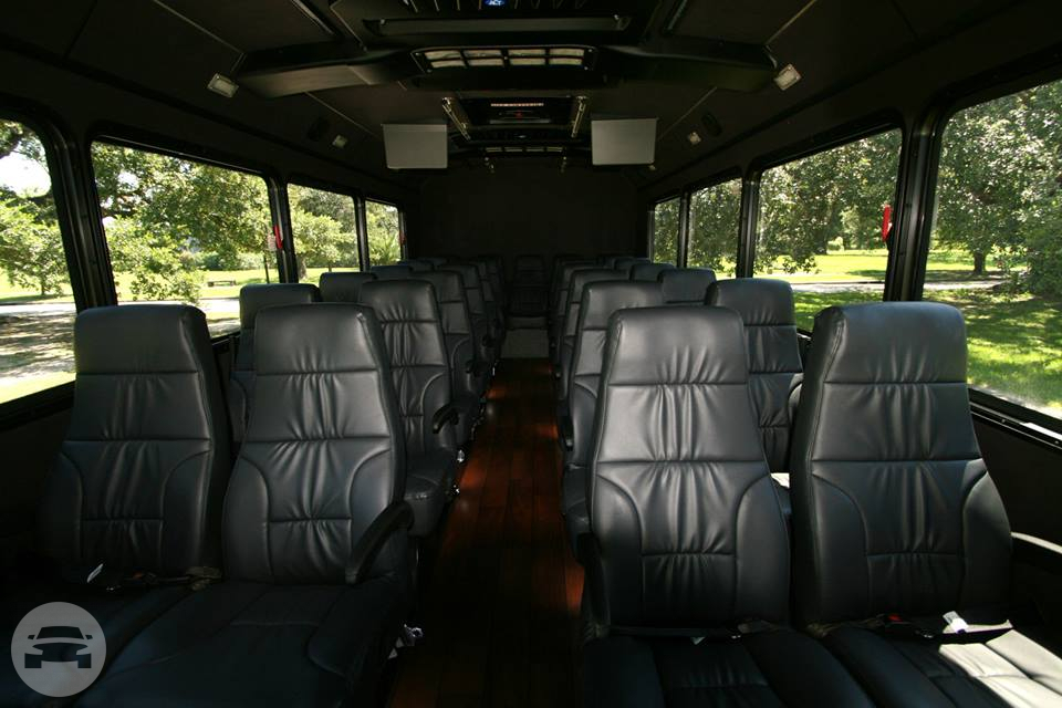 Minicoach (10-20 Passenger)
Coach Bus /
Metairie, LA

 / Hourly $0.00
