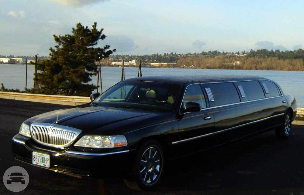 Lincoln Limousine Stretch
Limo /
Seattle, WA

 / Hourly $0.00
