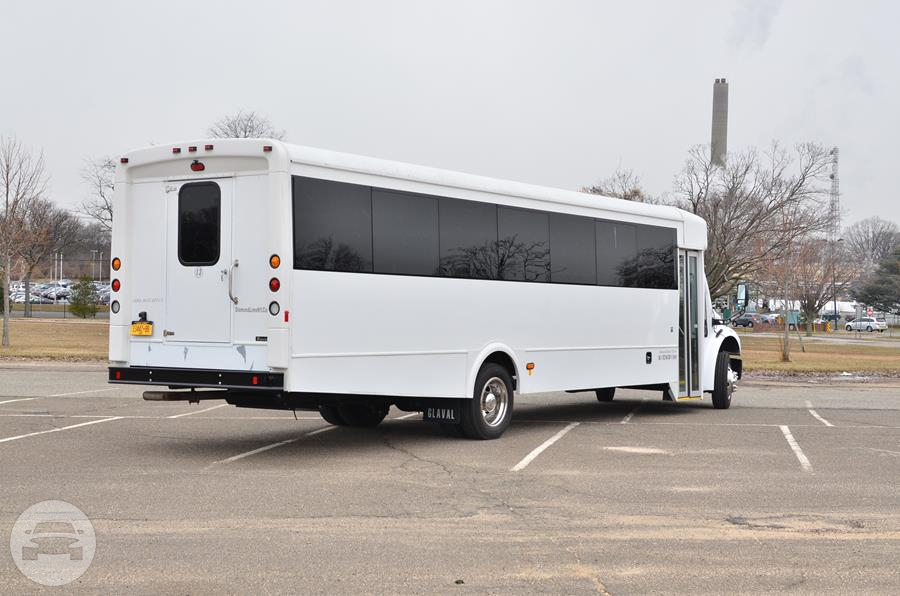 36 Passenger 2015 The Party Bus Ride, Amelia
Party Limo Bus /
New York, NY

 / Hourly $333.00
