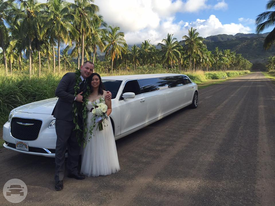 Chrysler 300M Limo
Limo /
Honolulu, HI

 / Hourly (Other services) $230.00

