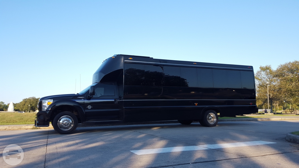 28 Passenger Black Party Bus
Party Limo Bus /
Harahan, LA 70123

 / Hourly $0.00
