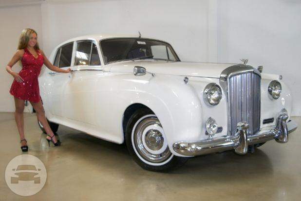 Vintage Luxury
Sedan /
Charleston, SC

 / Hourly $0.00
