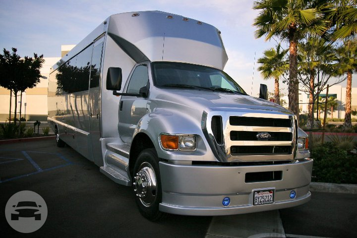 Party Bus Silver (46 Passengers)
Party Limo Bus /
Los Angeles, CA

 / Hourly $0.00
