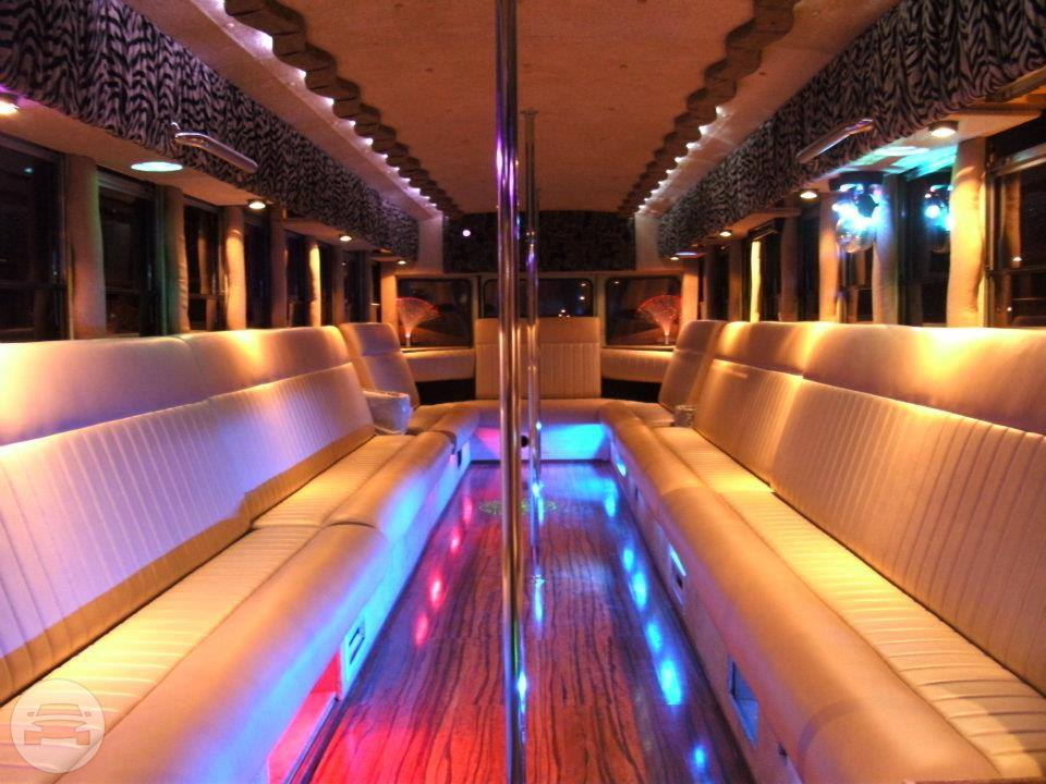 40 Passenger Party Bus
Party Limo Bus /
Portland, OR

 / Hourly $0.00
