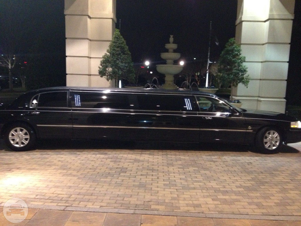 Federal 120″ Limousine BRAND NEW!
Limo /
Charlotte, NC

 / Hourly (Other services) $75.00
