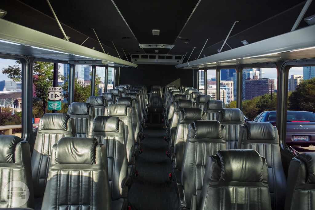 40 passenger Coach Bus
Coach Bus /
Chicago, IL

 / Hourly $0.00
