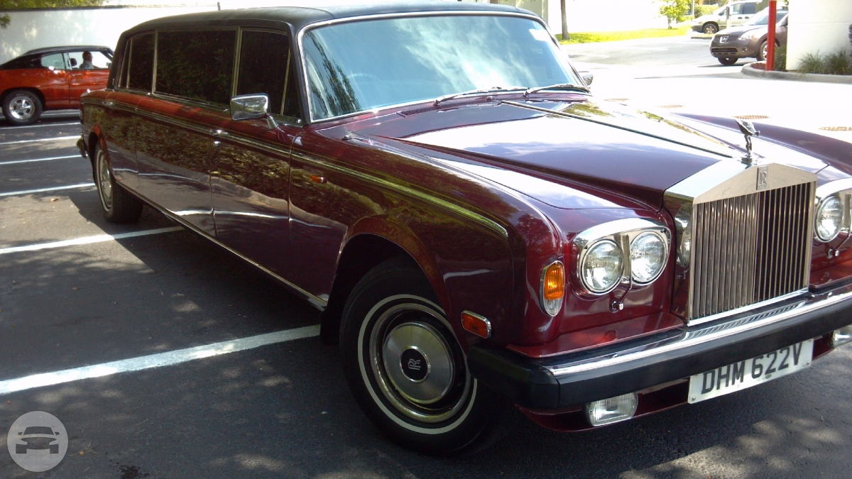 1979 Rolls Royce Silver Wraith
Sedan /
St. Petersburg, FL

 / Hourly $0.00

