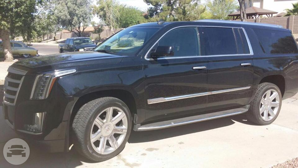 2015 SUV Cadillac Escalade-7 PASS black
SUV /
Phoenix, AZ

 / Hourly $0.00
