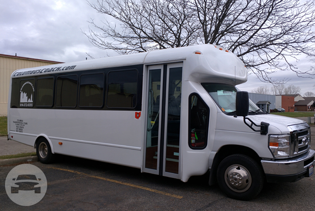 28 passenger Shuttle Bus
Coach Bus /
Columbus, OH

 / Hourly $0.00
