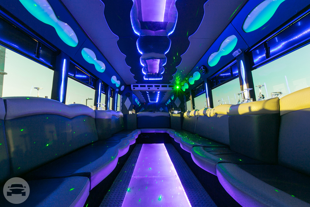 27 Passenger Executive Limo Coach
Coach Bus /
Charleston, SC

 / Hourly $0.00

