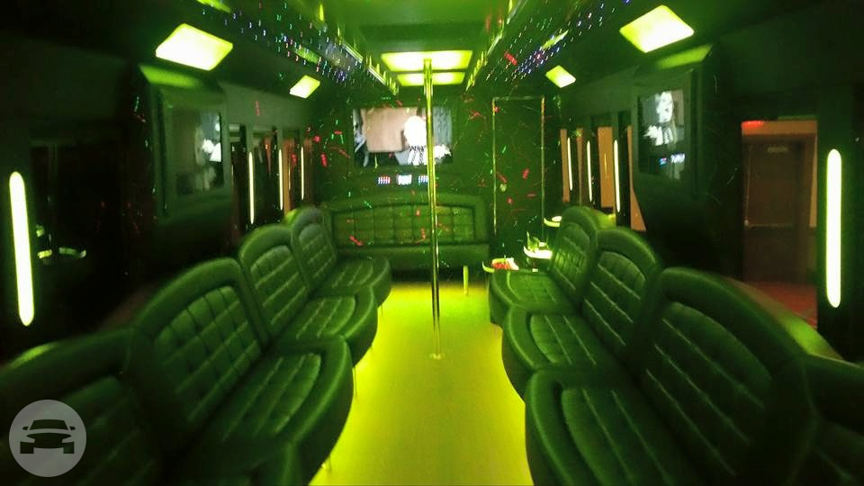 20 Passenger Limo Bus
Coach Bus /
Charleston, SC

 / Hourly $0.00

