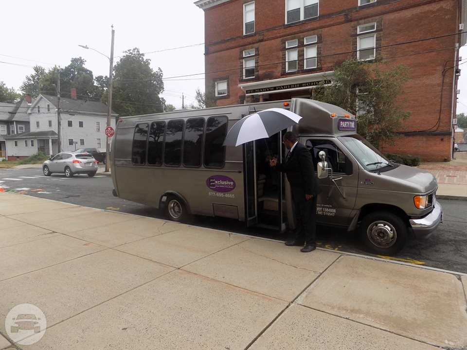 18 Passenger Party Bus
Van /
Amherst, MA

 / Hourly $0.00
