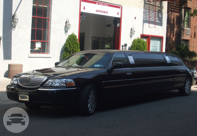 Lincoln Stretch Limousine
Limo /
New York, NY

 / Hourly $110.00
