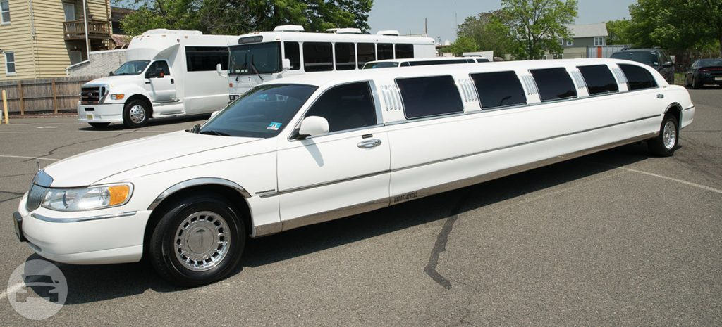 8 Passenger White Lincoln Limo
Limo /
Jersey City, NJ

 / Hourly $0.00
