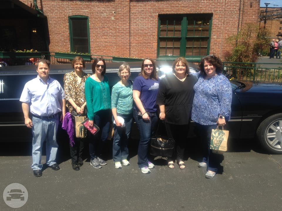 8 Passenger Executive Lincoln Town Car Stretch
Limo /
Lexington, KY

 / Hourly $0.00
