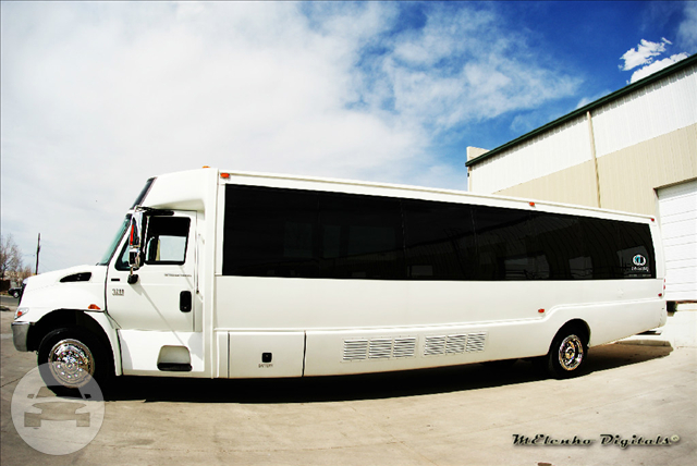 White Krystal Limo Bus
Party Limo Bus /
Denver, CO

 / Hourly $0.00
