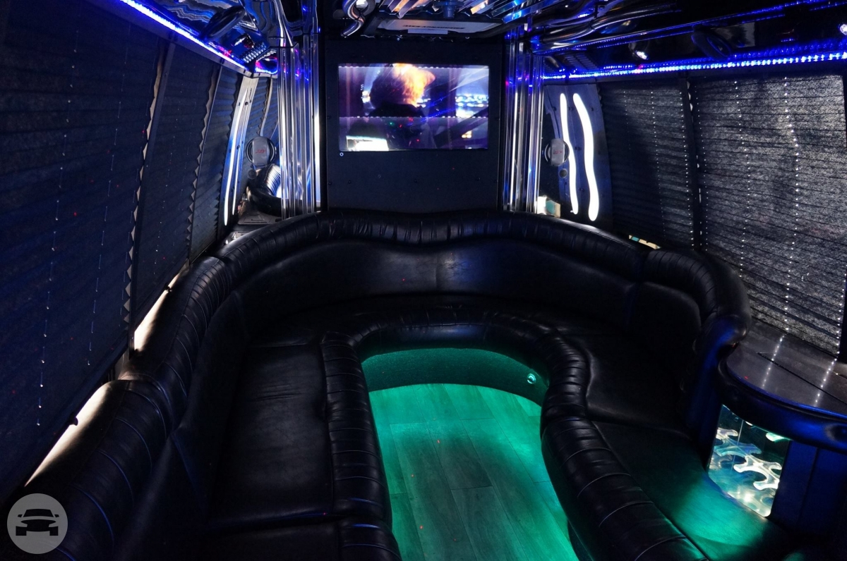 Party Bus - 20 Person
Party Limo Bus /
Las Vegas, NV

 / Hourly $109.00
