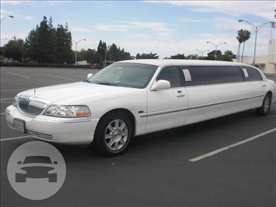Lincoln Town Car Limousine (White)
Limo /
San Francisco, CA

 / Hourly $0.00
