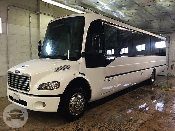 Party Bus 34 Passengers
Party Limo Bus /
Chicago, IL

 / Hourly $0.00
