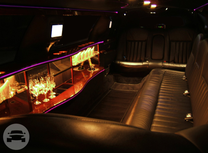 Lincoln Town Car Limousine (seats 10)
Limo /
Boston, MA

 / Hourly $0.00

