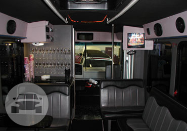 24 Passenger Freight Liner - Black & Gray
Party Limo Bus /
San Francisco, CA

 / Hourly $0.00
