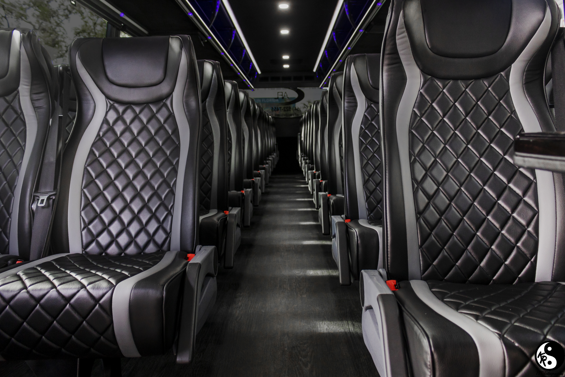 2017 Mini Coach ( 27 Passenger )
Coach Bus /
Fort Lauderdale, FL

 / Hourly $0.00
