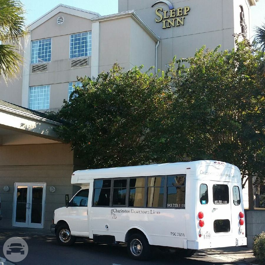 14 Passenger Party Bus
Coach Bus /
Charleston, SC

 / Hourly $0.00
