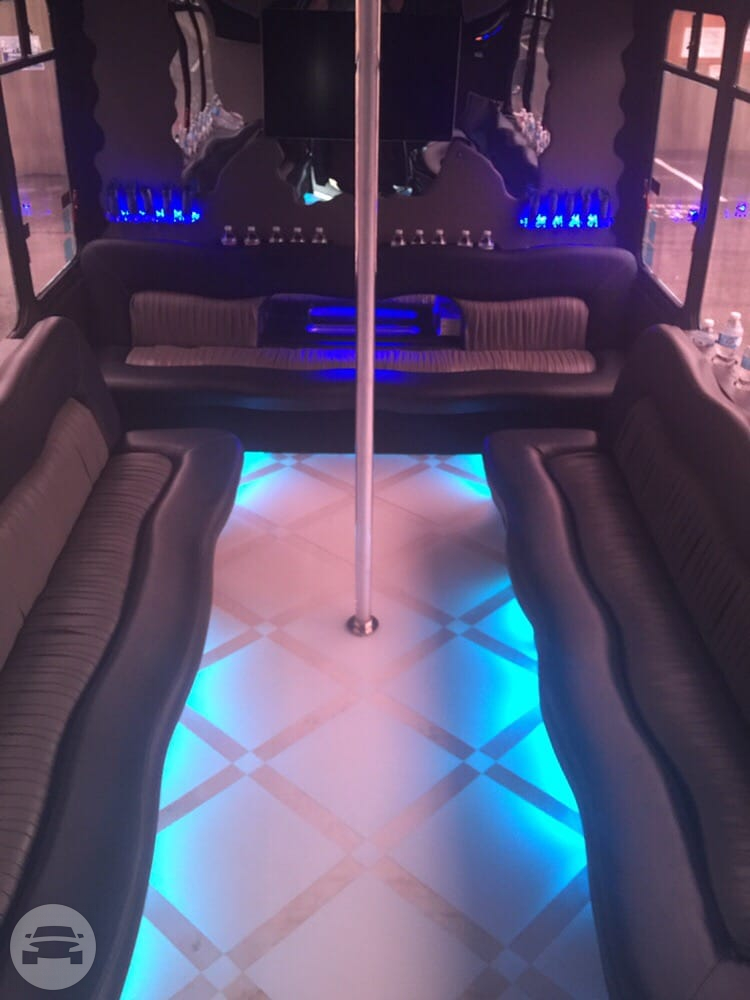 Limo Party Bus (14-30 Passengers)
Party Limo Bus /
Seattle, WA

 / Hourly $150.00
