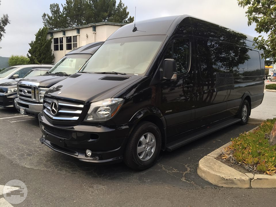Mercedes Party Bus
Van /
Santa Rosa, CA

 / Hourly $0.00
