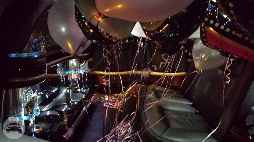 8 Passenger Executive Lincoln Town Car Stretch
Limo /
Lexington, KY

 / Hourly $0.00
