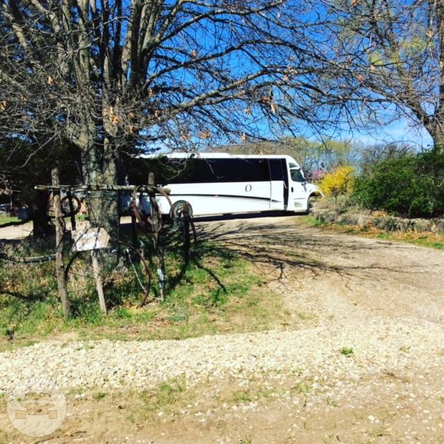 Executive Mini Coach
Coach Bus /
Kansas City, MO

 / Hourly $0.00
