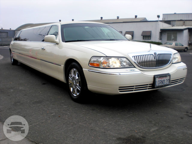 10 Passenger Lincoln Town Car - White
Limo /
San Francisco, CA

 / Hourly $0.00
