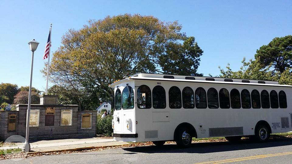 Trolley Bus
Party Limo Bus /
Union, NJ

 / Hourly $0.00
