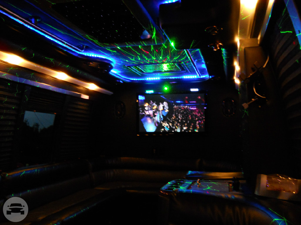 14 PASSENGER  LIMO BUS
Party Limo Bus /
Merced, CA

 / Hourly $0.00
