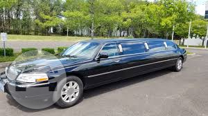 Lincoln Town Car Stretch Limo 10 Passenger
Limo /
New York, NY

 / Hourly $75.00
