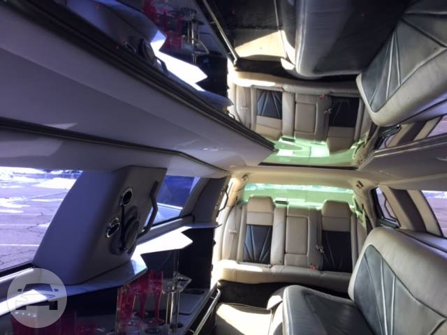 Chrysler 300S
Limo /
Springfield Township, NJ

 / Hourly $0.00
